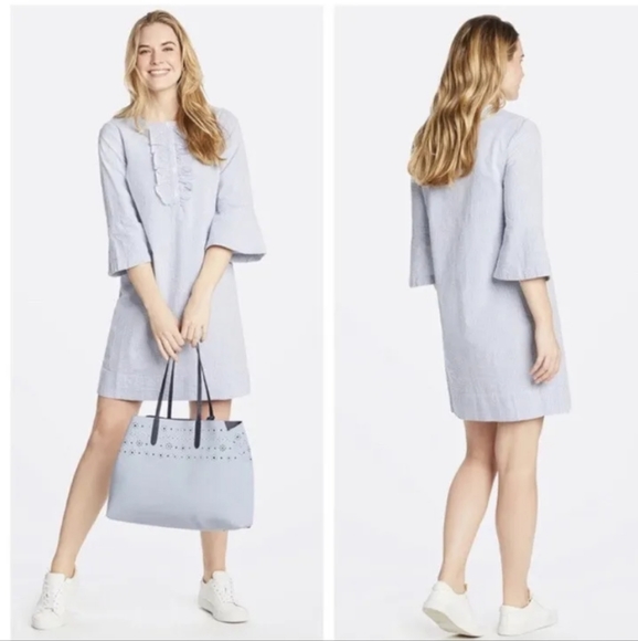 Draper James Dresses & Skirts - Draper James Seer Sucker Stripe Button Shift Dress Size 4